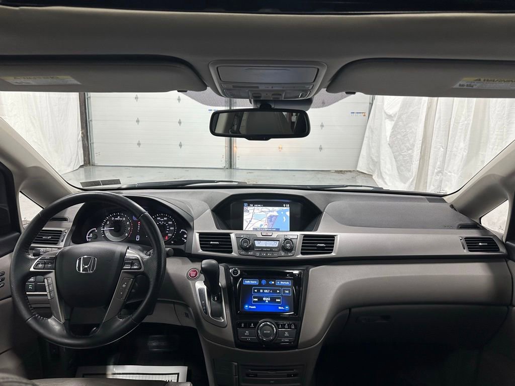 Used 2016 Honda Odyssey Touring Elite image 38
