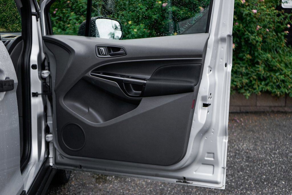 Used 2021 Ford Transit Connect XL image 36