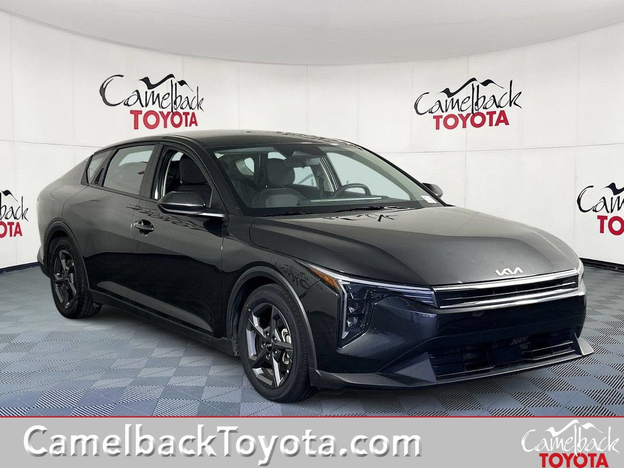 Used 2025 Kia K4 FWD image 1