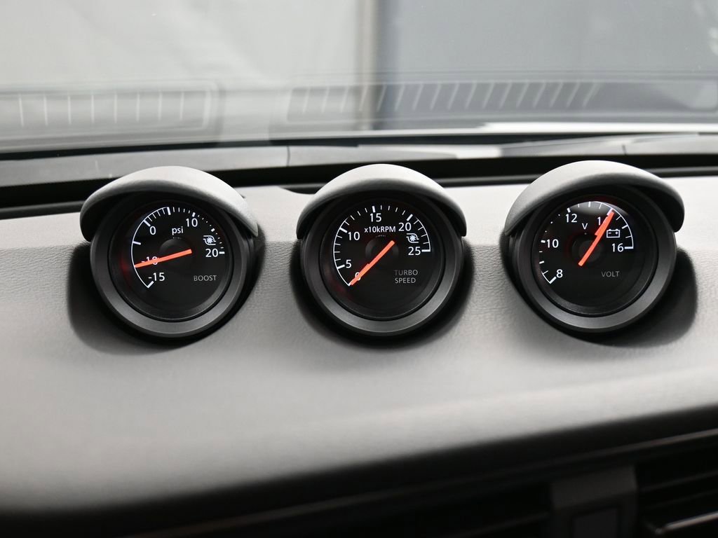 Used 2024 Nissan Z Performance w/ Floor Mat Package RWD image 21