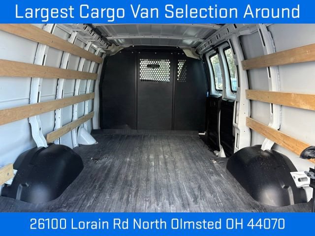 Used 2024 Chevrolet Express 2500 w/ Driver Convenience Package RWD image 8