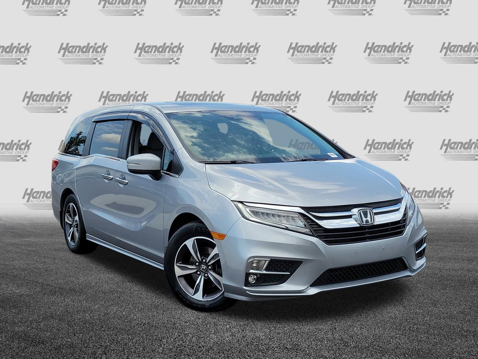 Used 2019 Honda Odyssey Touring image 2