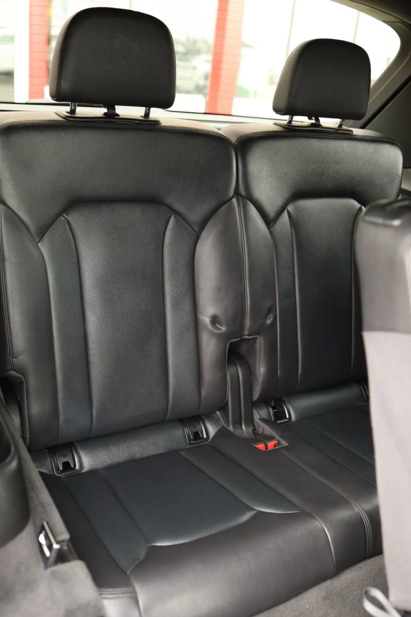 Used 2017 Audi Q7 3.0T Premium Plus w/ Premium Plus Package image 55