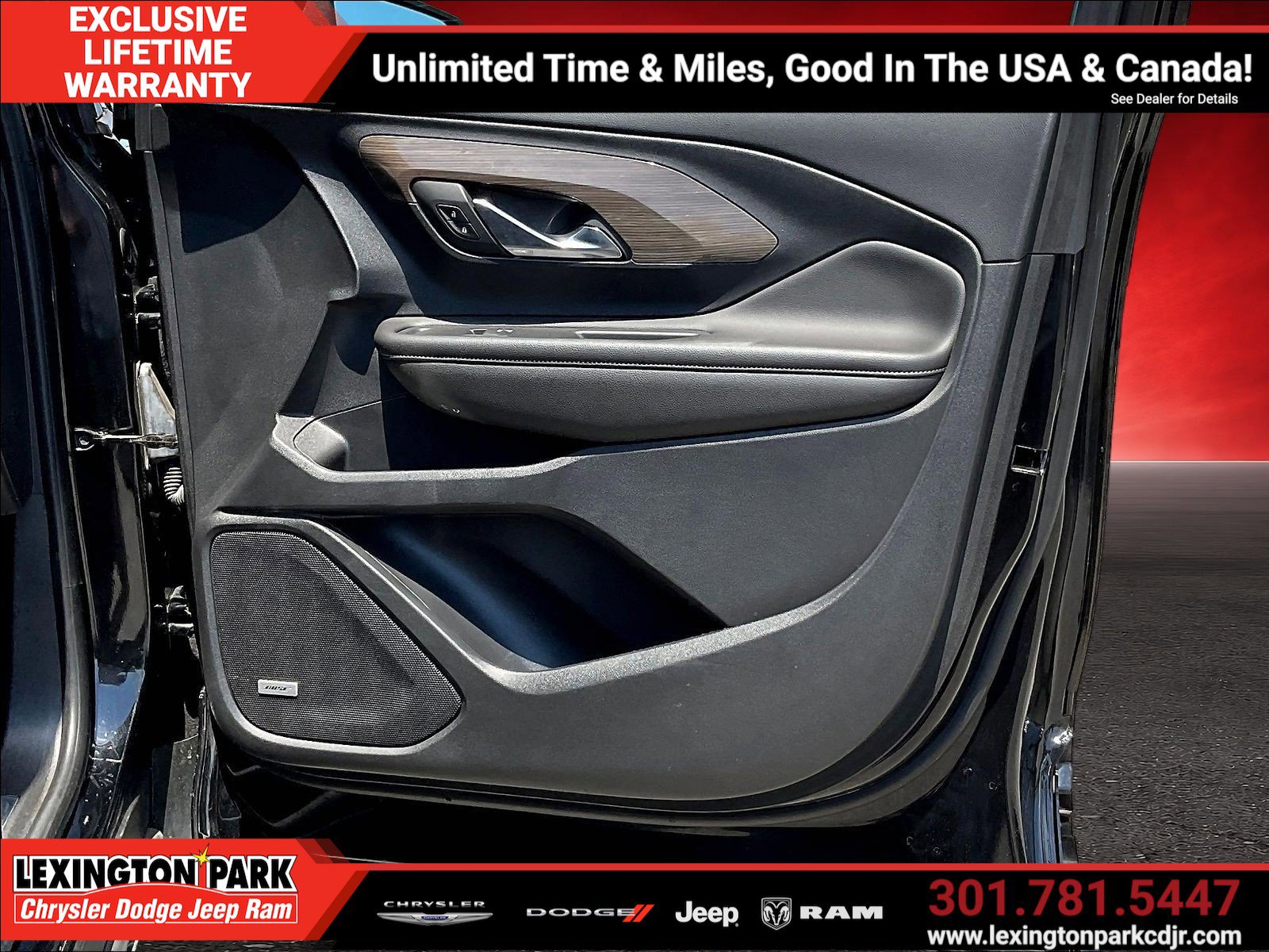Used 2023 GMC Terrain Denali AWD/4WD image 28