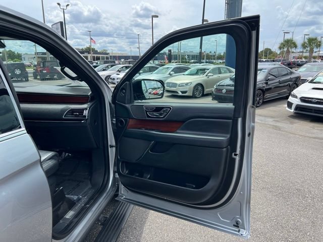 Used 2022 Lincoln Navigator L Reserve RWD image 54