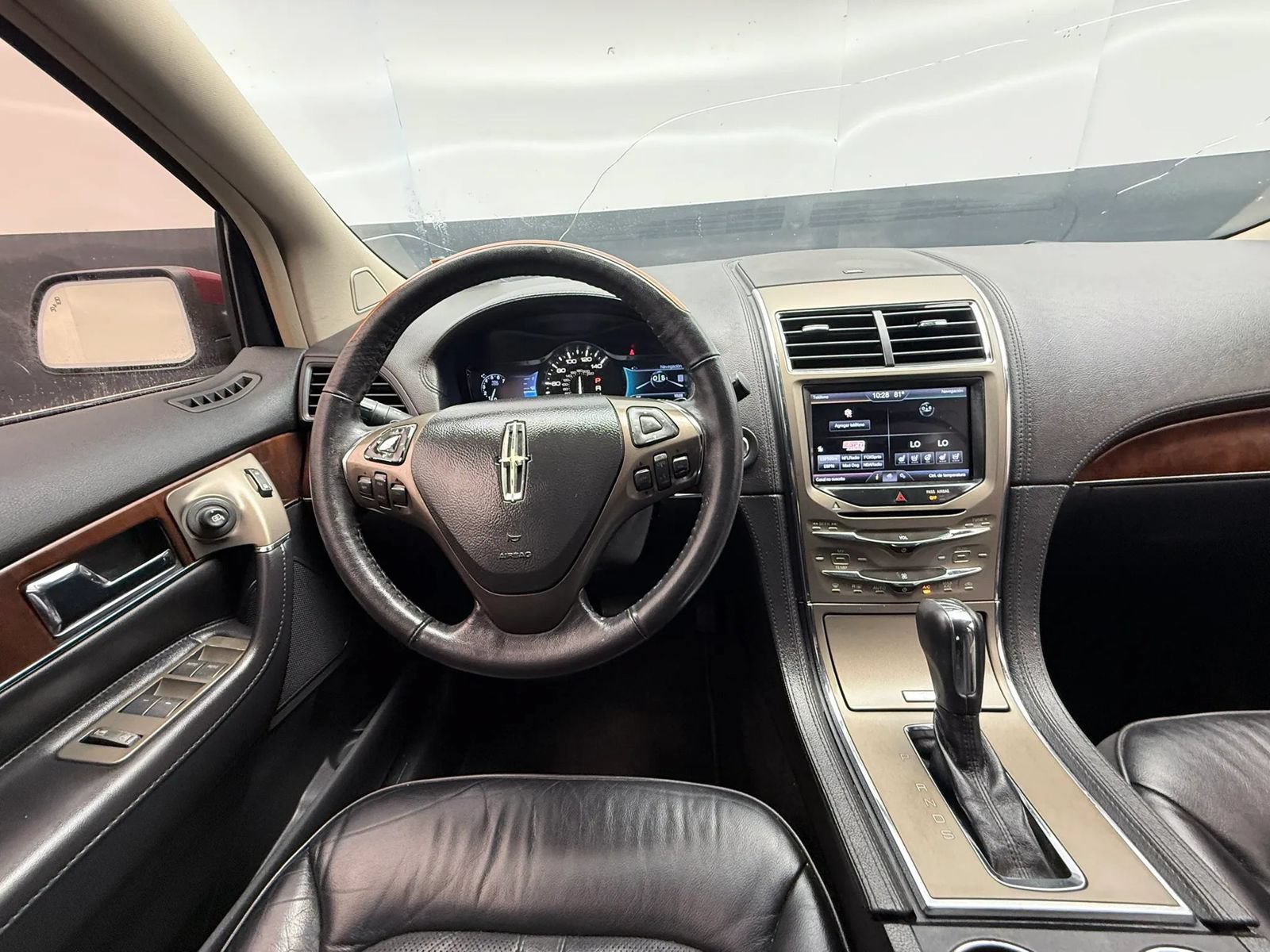 Used 2014 Lincoln MKX AWD w/ Equipment Group 102A image 37