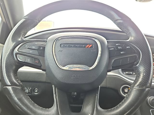Used 2017 Dodge Charger R/T RWD image 19