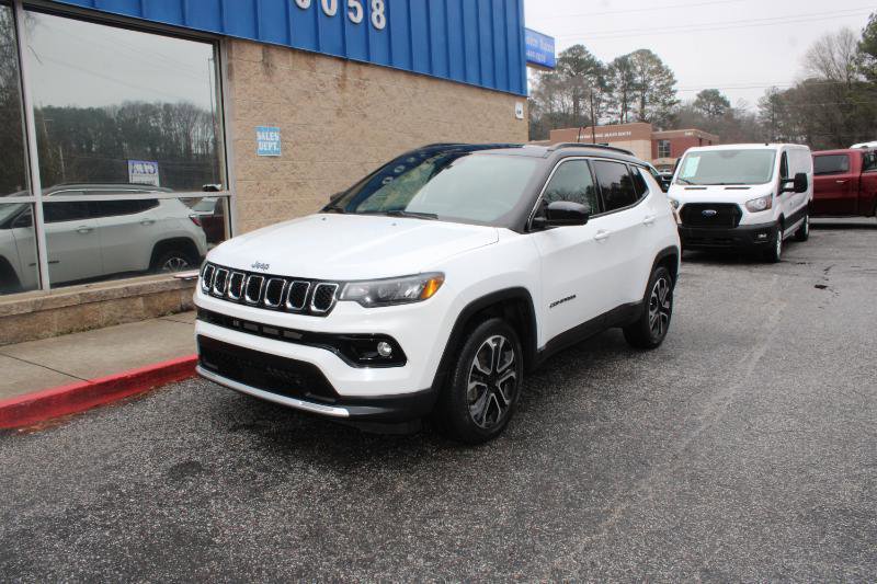 Used 2023 Jeep Compass Limited w/ Sun and Sound Group image 3