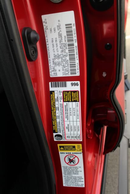 Used 2016 Toyota Tacoma SR5 w/ SR5 Appearance Package (SN) RWD image 58