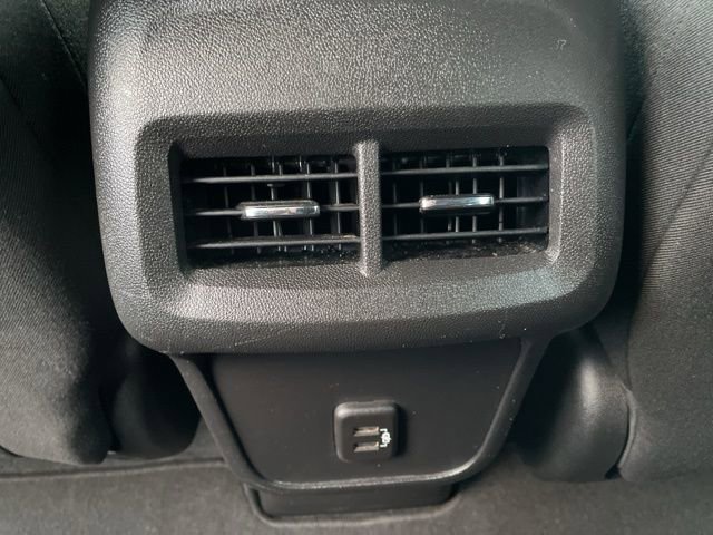 Used 2024 Chevrolet Equinox LT image 28