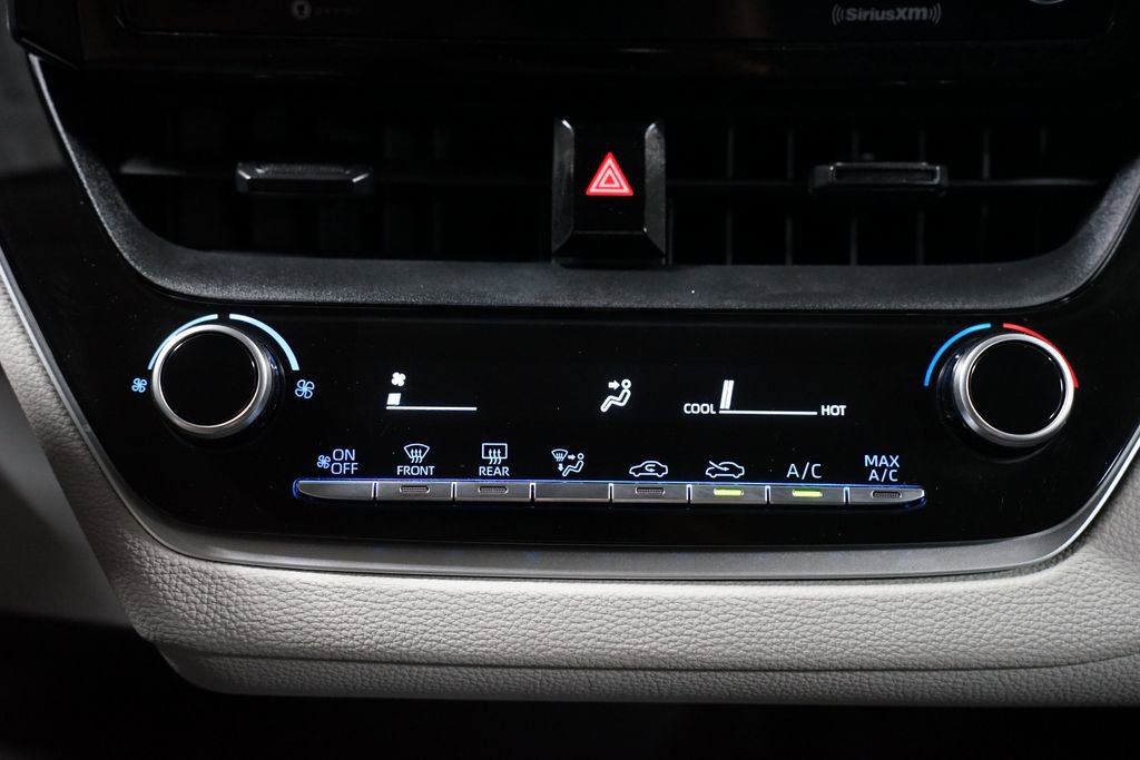 Used 2021 Toyota Corolla L FWD image 19