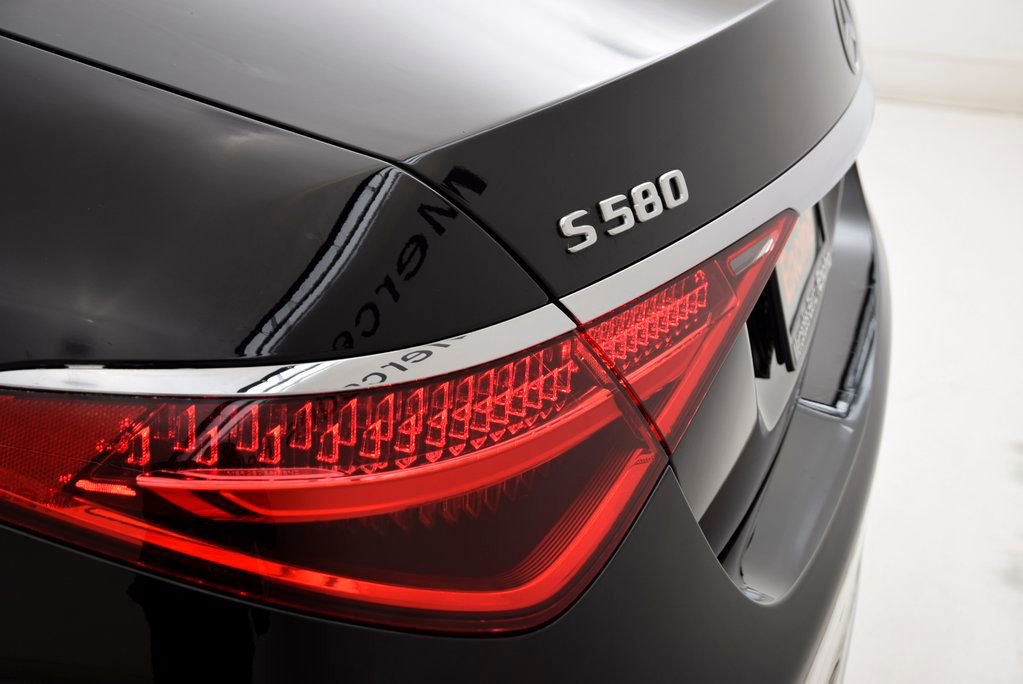 Used 2025 Mercedes-Benz S 580 4MATIC Sedan image 14