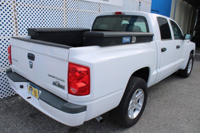 Used 2011 Dodge Dakota Big Horn image 3