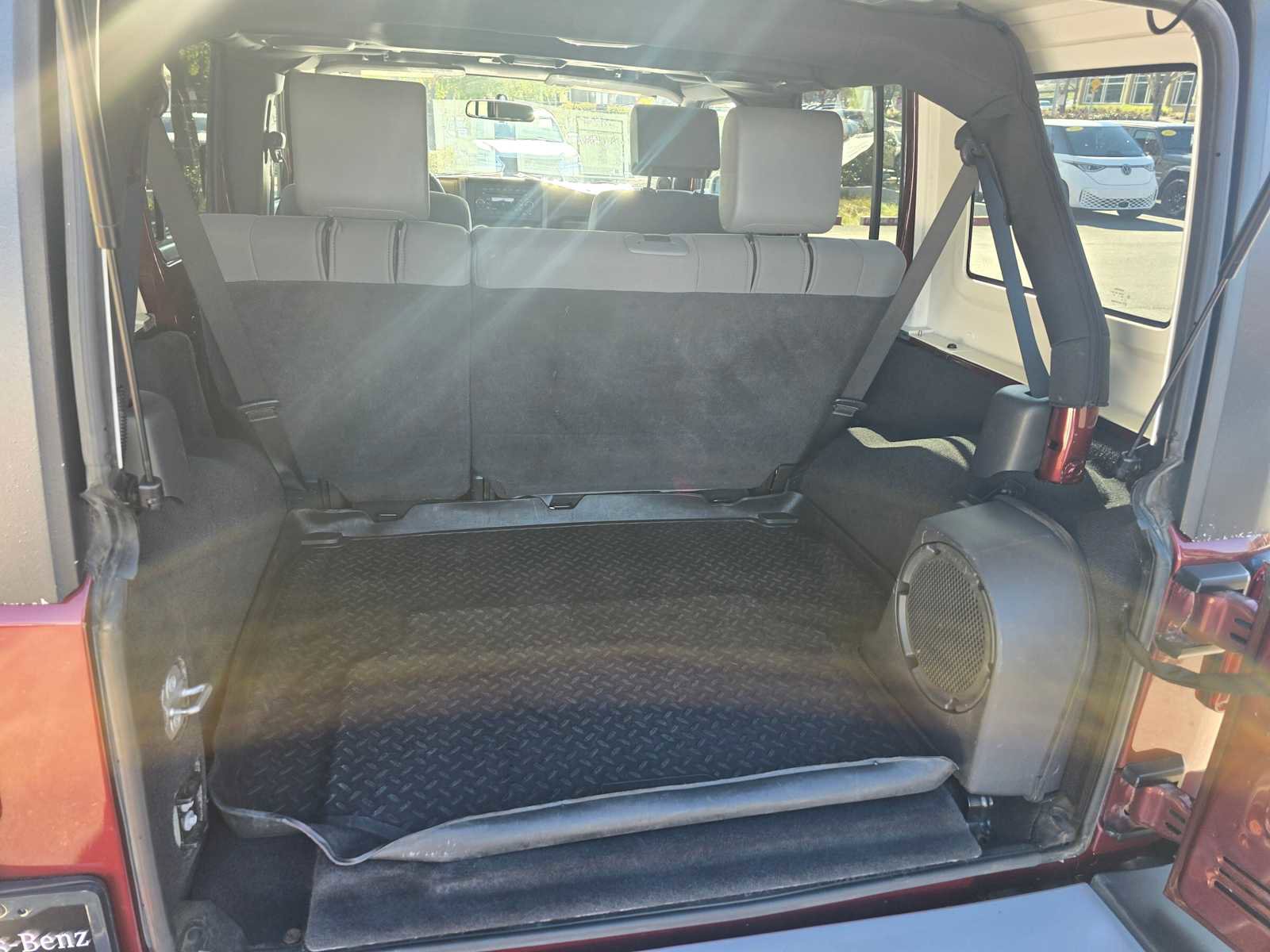 Used 2010 Jeep Wrangler Unlimited Sahara w/ Trailer Tow Group image 18