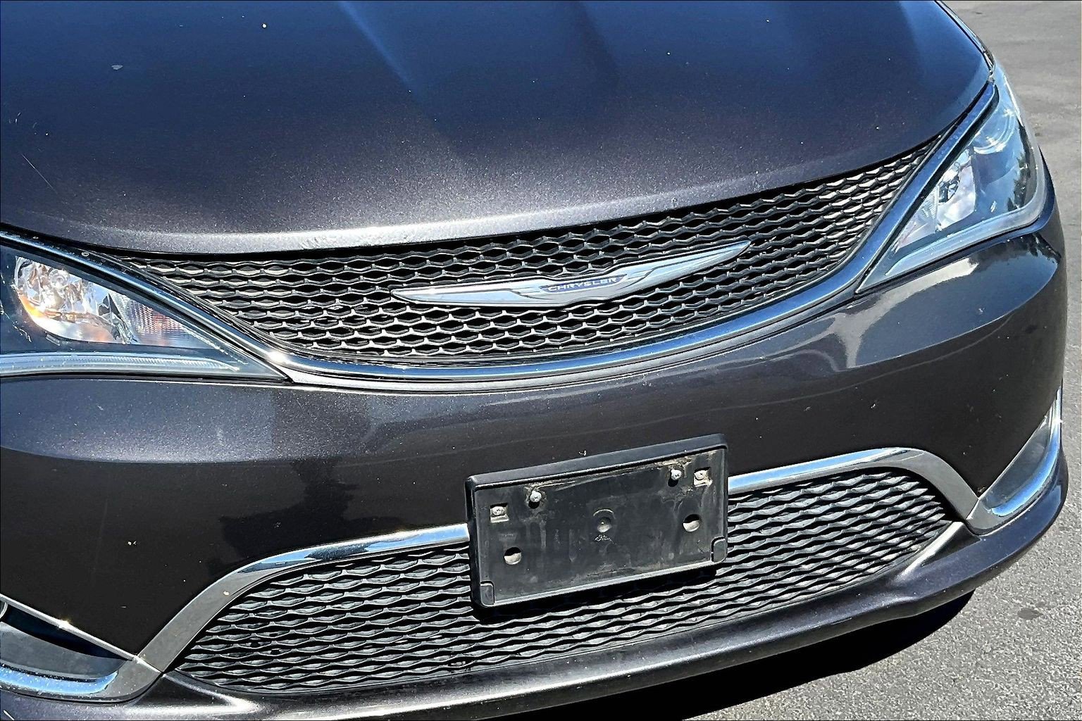 Used 2017 Chrysler Pacifica Touring-L w/ Tire & Wheel Group image 7