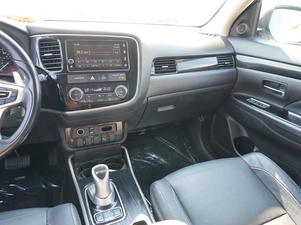 Used 2018 Mitsubishi Outlander GT AWD/4WD image 20