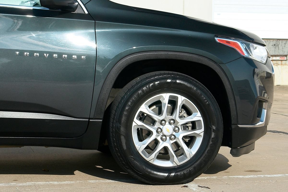 Used 2021 Chevrolet Traverse LT AWD/4WD image 31