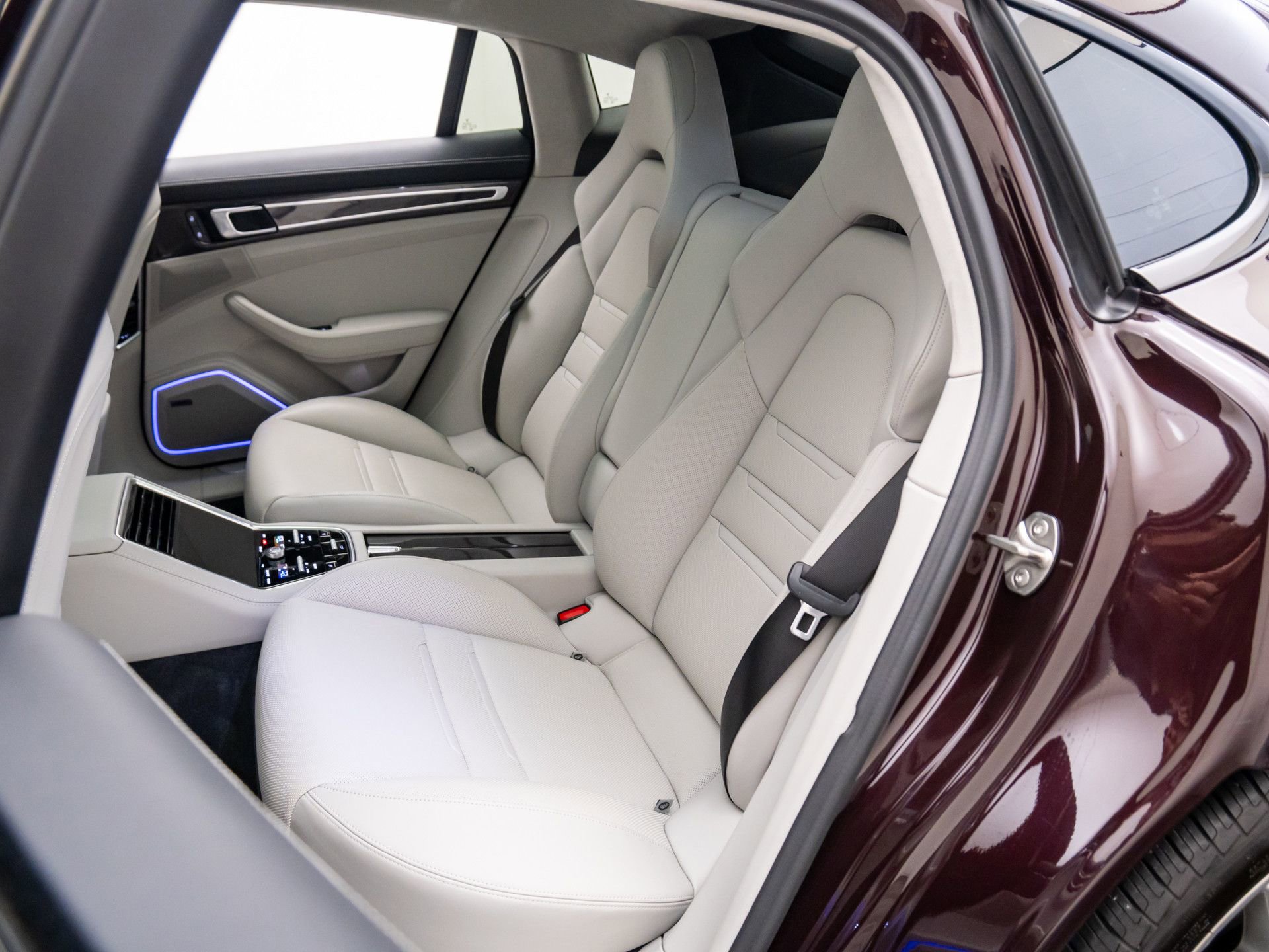 Certified 2023 Porsche Panamera GTS image 18