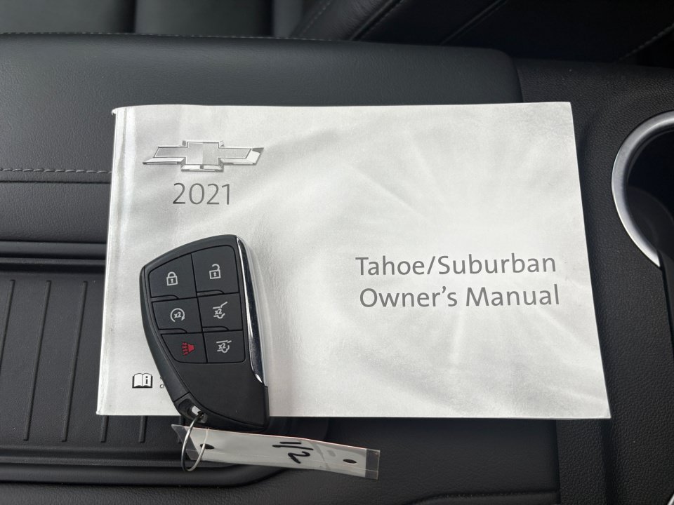 Used 2021 Chevrolet Tahoe Z71 w/ Z71 Signature Package AWD/4WD image 38