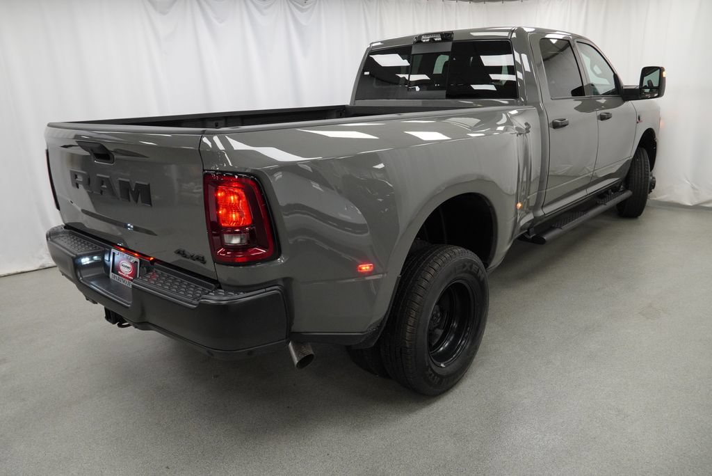 New 2027 RAM 3500 Tradesman AWD/4WD image 9