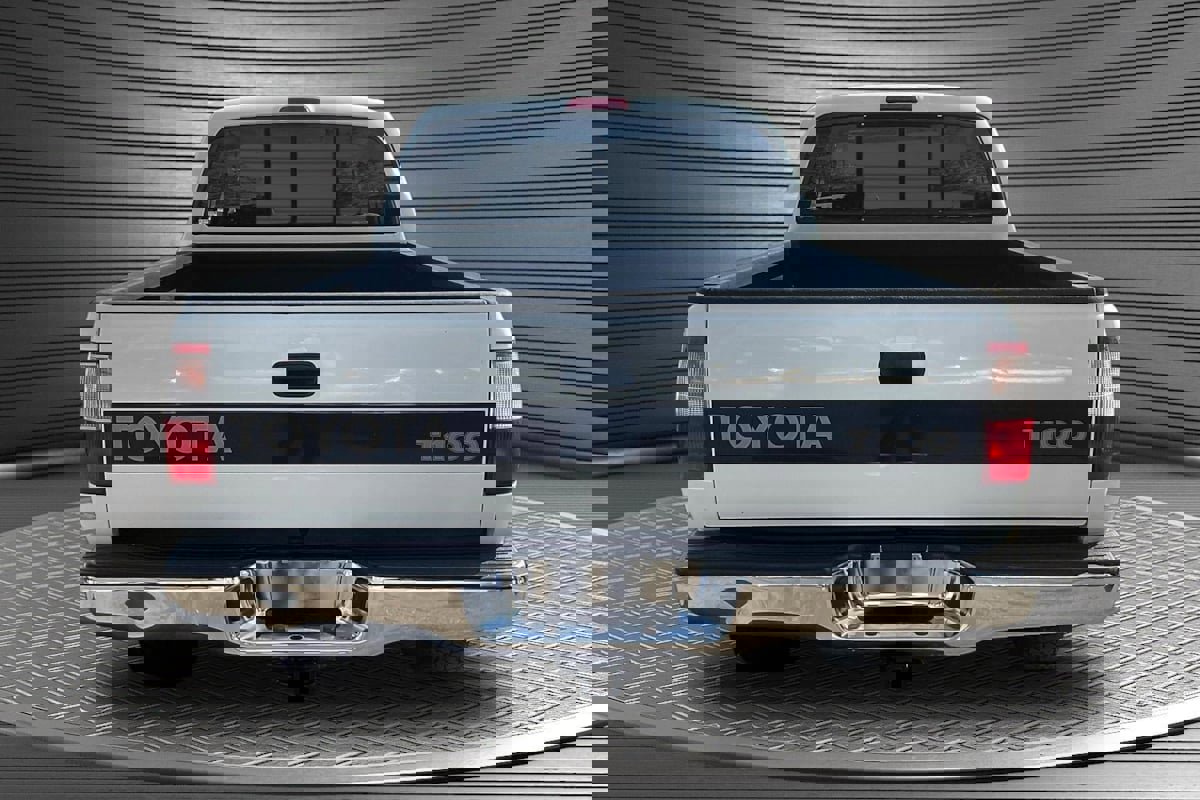 Used 1996 Toyota T100 DX image 5