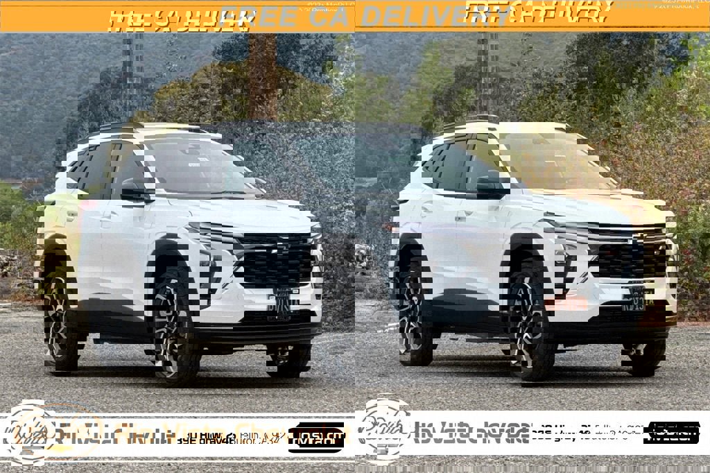 New 2026 Chevrolet Trax RS w/ Sunroof Package