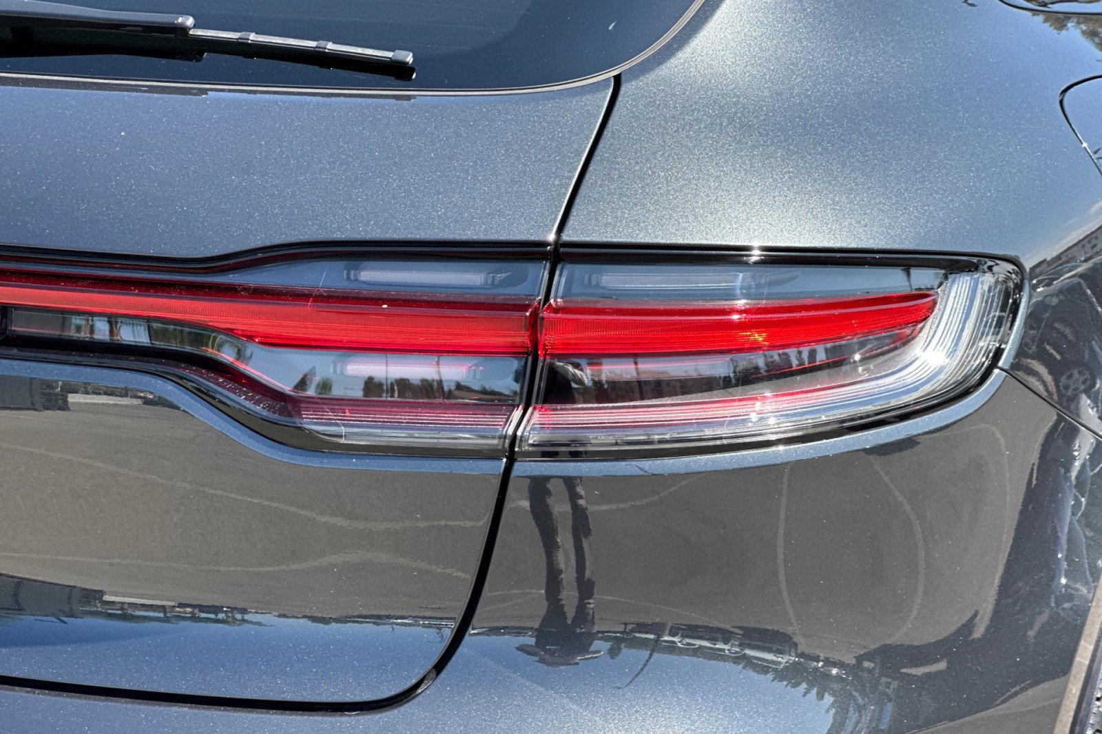 Used 2025 Porsche Macan image 28