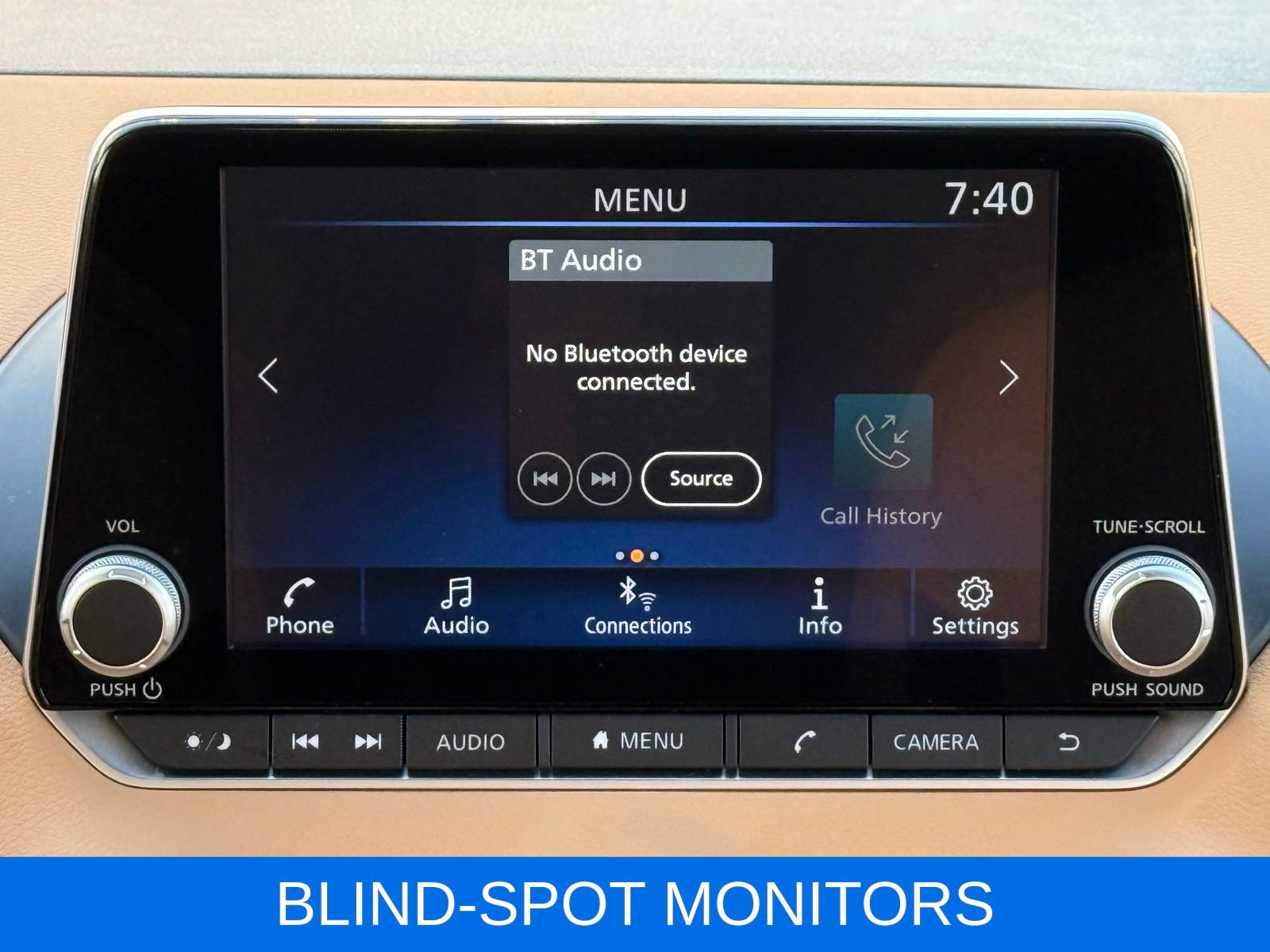 Used 2025 Nissan Sentra SV w/ SV Premium Package FWD image 23