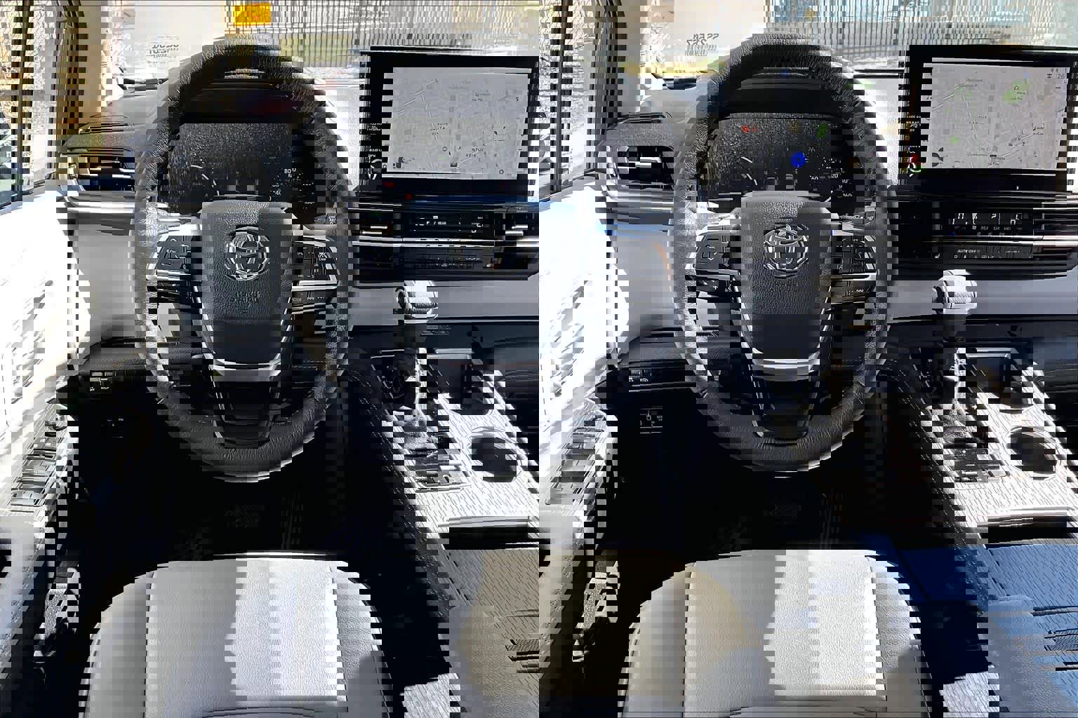 Certified 2025 Toyota Sienna XLE w/ XLE Plus Package image 6