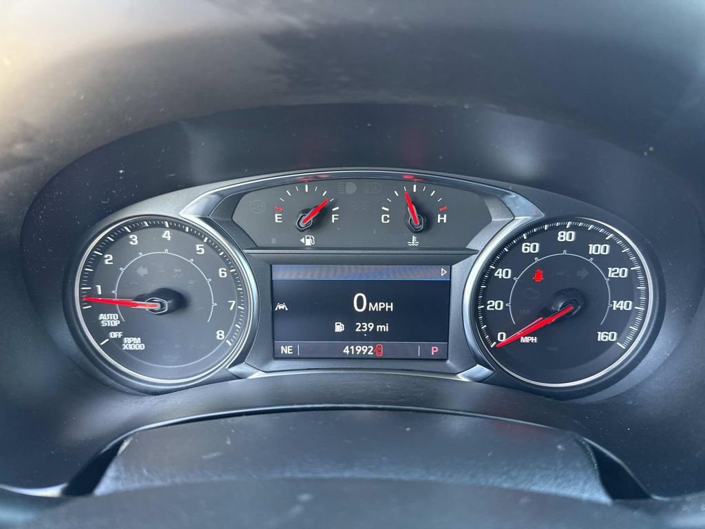 Used 2023 GMC Terrain SLT image 39