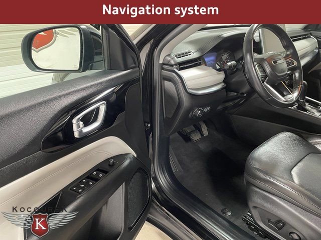 Used 2022 Jeep Compass Limited image 11