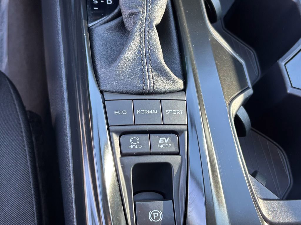 Certified 2025 Toyota Camry LE image 27