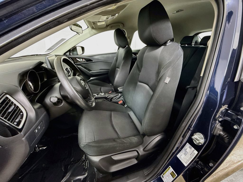 Used 2016 MAZDA MAZDA3 i Sport FWD image 21