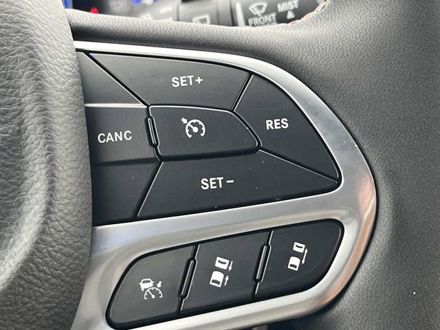 New 2026 Chrysler Pacifica Pinnacle image 29