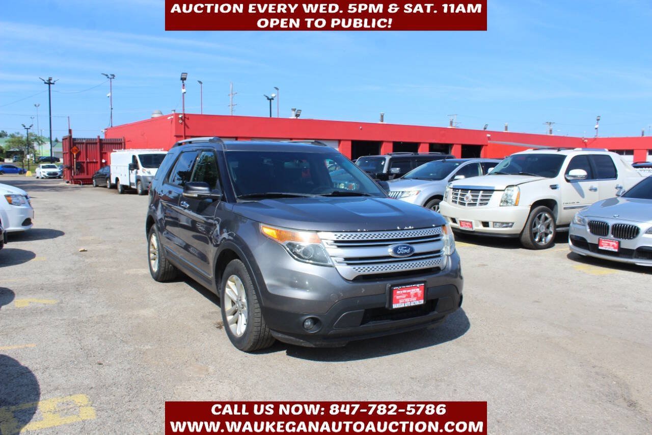 Used 2013 Ford Explorer XLT AWD/4WD image 3