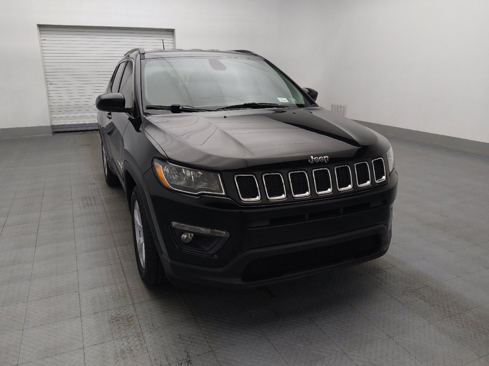 Used 2020 Jeep Compass Latitude FWD image 14