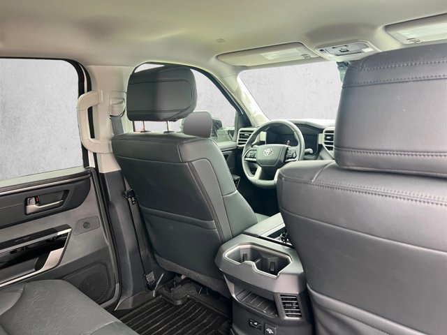 Used 2024 Toyota Tundra Limited AWD/4WD image 24