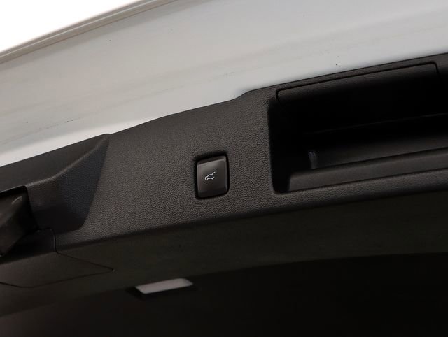 Certified 2021 Ford Escape Titanium image 29