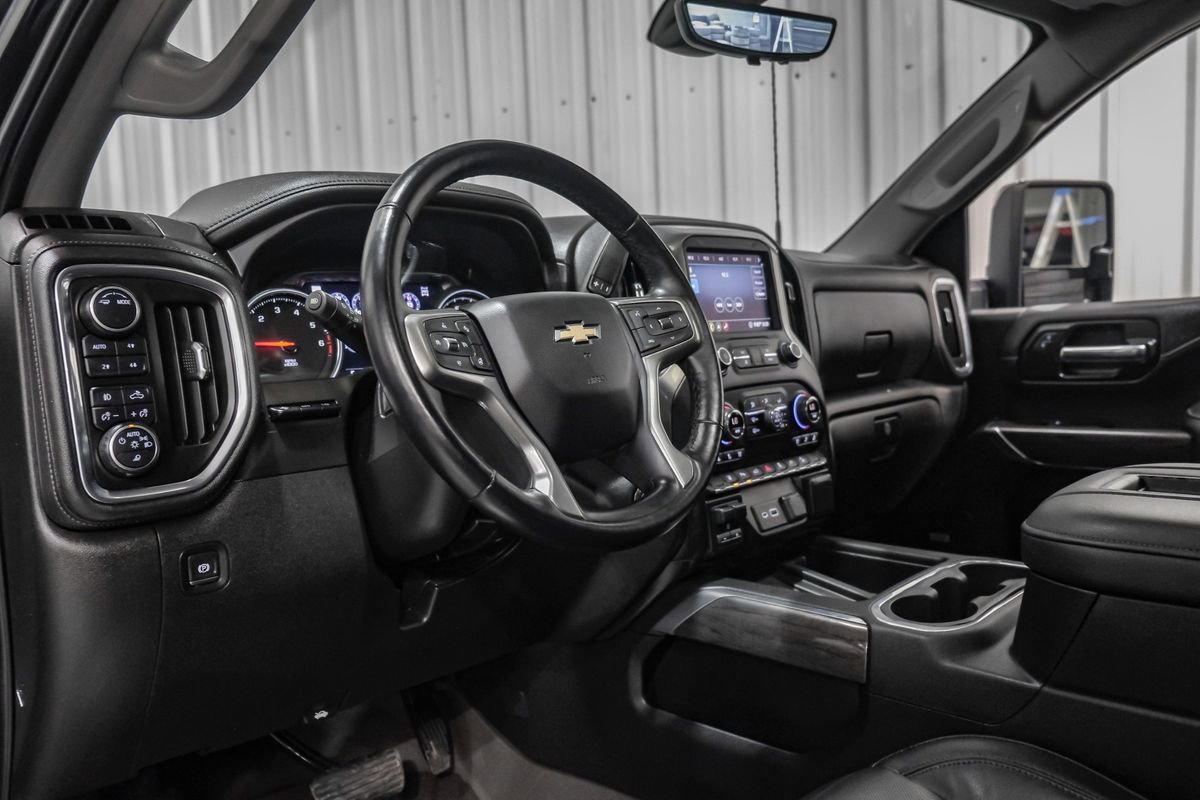 Used 2020 Chevrolet Silverado 2500 LTZ w/ LTZ Plus Package image 15