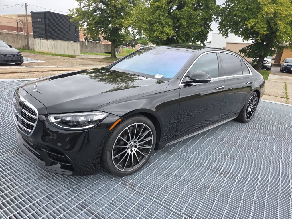 Used 2021 Mercedes-Benz S 580 4MATIC Sedan image 1