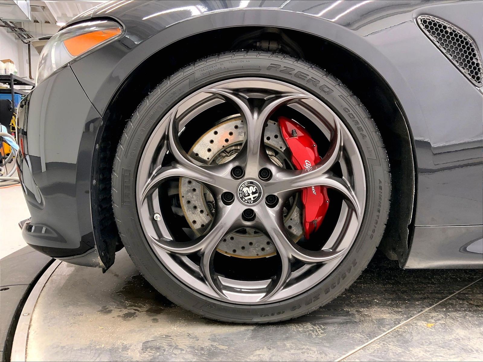 Used 2021 Alfa Romeo Giulia Quadrifoglio RWD image 11