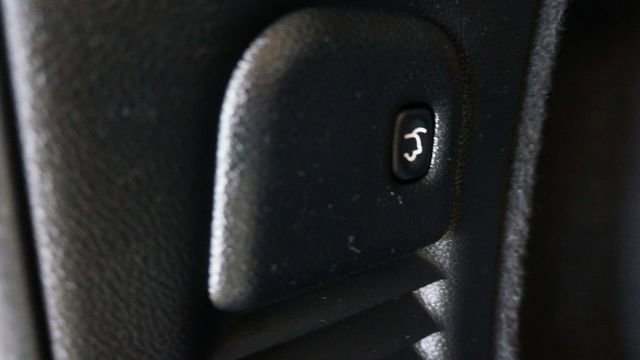 Used 2021 Dodge Durango SXT image 47