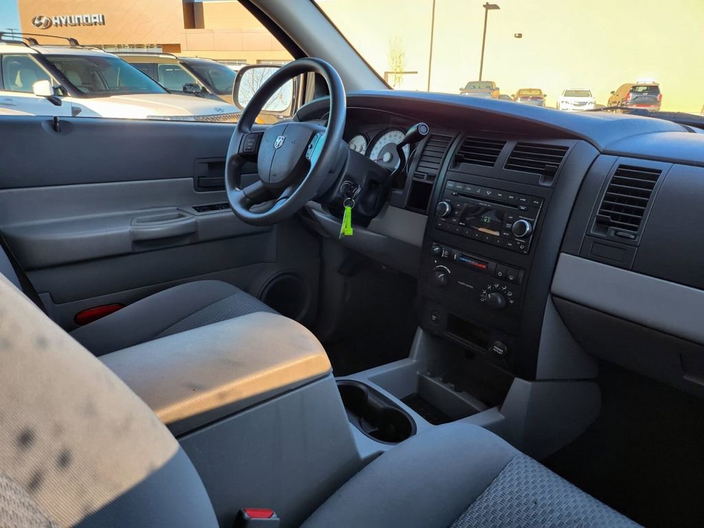Used 2008 Dodge Durango SXT image 24