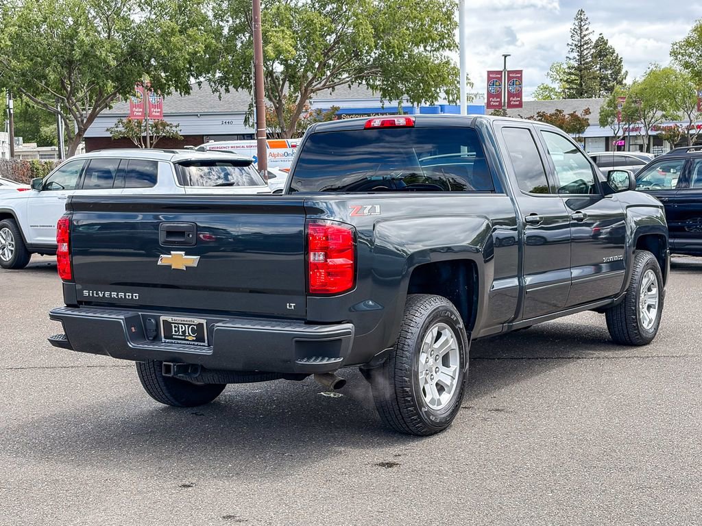 Used 2018 Chevrolet Silverado 1500 LT w/ All Star Edition AWD/4WD image 4