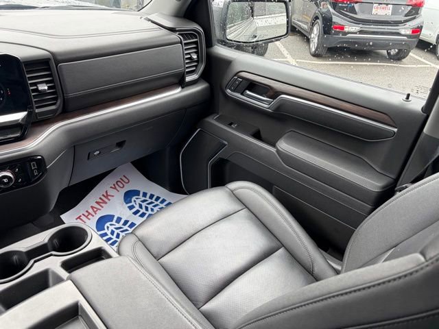 Used 2025 GMC Sierra 1500 SLT image 33