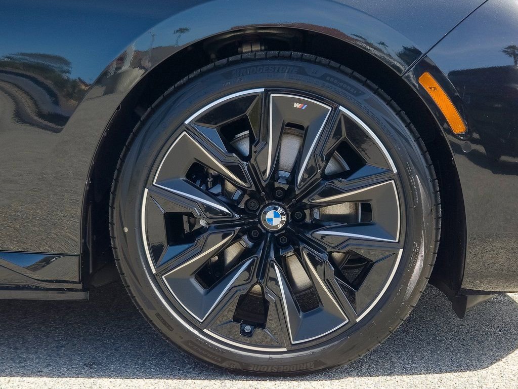 New 2026 BMW i7 eDrive50 w/ M Sport Package image 6