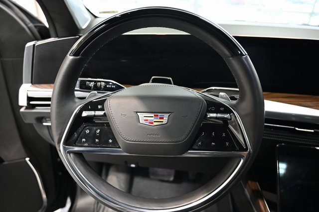 Used 2025 Cadillac Escalade ESV Sport Platinum w/ LPO, Floor Liner Package image 31