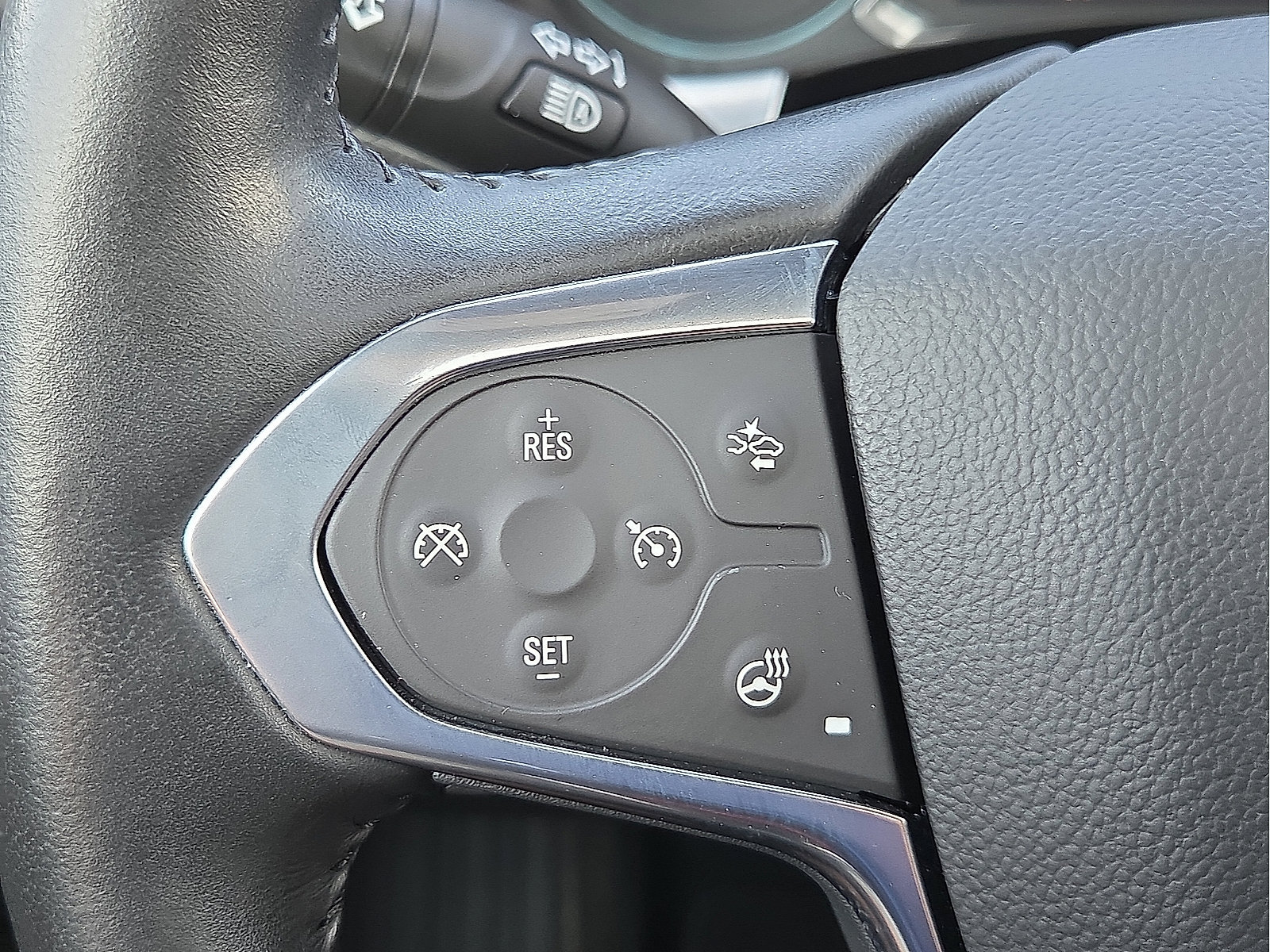 Used 2022 Chevrolet Traverse RS AWD/4WD image 20