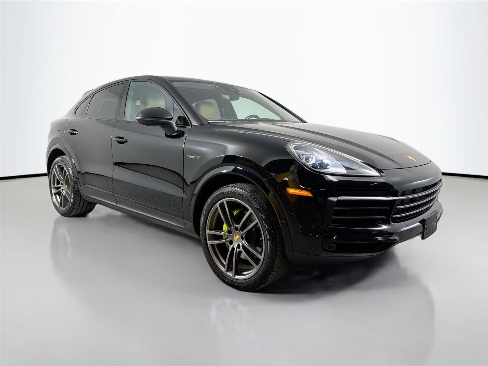 Certified 2022 Porsche Cayenne Platinum Edition AWD/4WD image 9