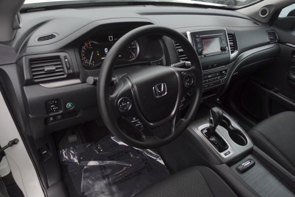 Used 2019 Honda Ridgeline Sport image 10